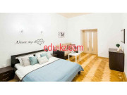 Жилье по суточно Апартаменты Bright and cozy apart with balcony - на relaxbase.su в категории Жилье по суточно