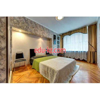 Жилье по суточно Apartment in the center of 3 bedrooms - на relaxbase.su в категории Жилье по суточно