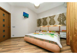 Two-room Lux 25 Antonovycha str Centre of Kiev