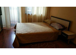 Apartment Lux Center Ukraina moll near cafe Bosfor