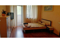 Apartment Lux nearby Ukraina Moll