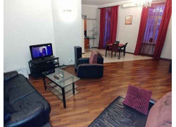 Two Bedrooms 45 Vvasylkivska str Centre of Kiev